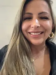 _Abril-Office1 webcam model stream image