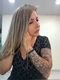 _Abril-Office1 webcam model stream image