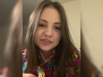 SilverSaya webcam model stream image