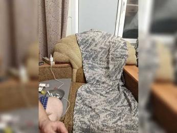 family2020 webcam model stream image