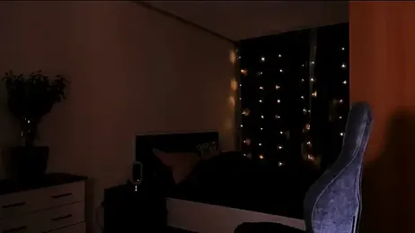 Polusladkoye webcam model stream image