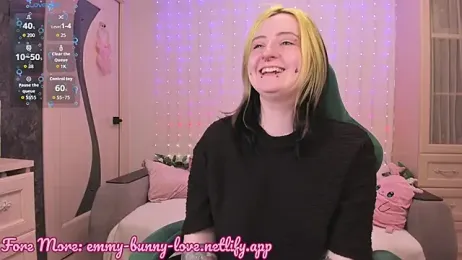 EmmyBunny webcam model stream image