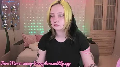 EmmyBunny webcam model stream image