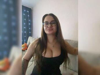 Sweetgirl31111 webcam model stream image