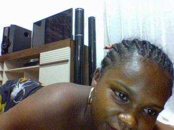 arline52 webcam model stream image