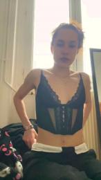 Lyvx webcam model stream image