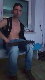 BadHeDirtyShe webcam model stream image