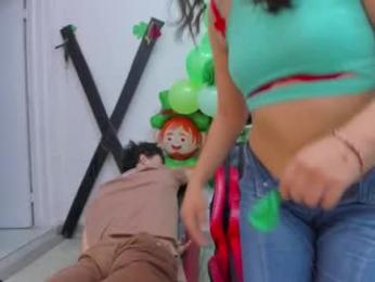 miabella_and_max webcam model stream image