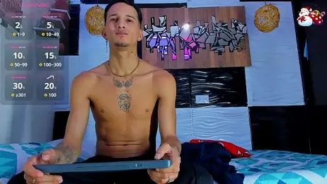 Friendsofeverything_ webcam model stream image