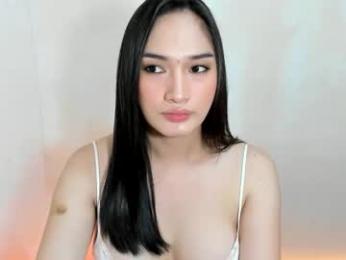 suselya webcam chaturbate model stream image