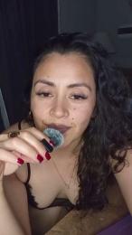 VelvetFeverX69 webcam model stream image