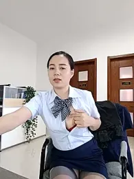 bingxin- webcam model stream image