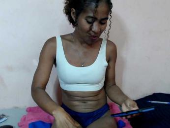 DonnelaQuin webcam model stream image