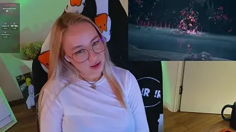 Emili1- webcam model stream image