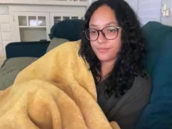 dreamyriri webcam chaturbate model stream image