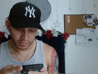 Sammuel Rogers webcam model stream image