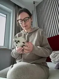 The_Snowwhitee webcam model stream image