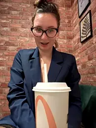 The_Snowwhitee webcam model stream image