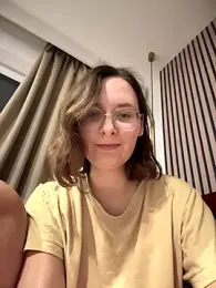 The_Snowwhitee webcam model stream image