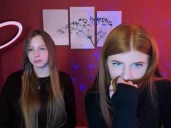 esme_moore_ webcam model stream image