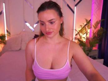 FloraGreys webcam model stream image