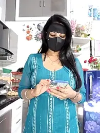 Kaur_Simran_01 webcam stripchat model stream image