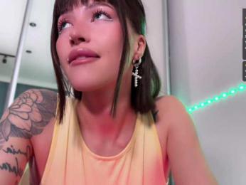 AllweNEEDisLOVE webcam model stream image