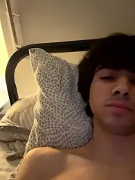 SnakeBit3s webcam stripchat model stream image