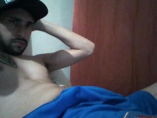 Dan Sexy webcam model stream image