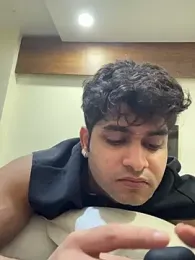 Vihaaanfucks webcam stripchat model stream image