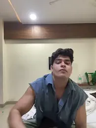 Vihaaanfucks webcam stripchat model stream image