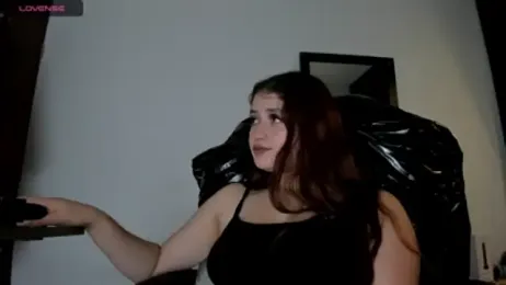 almma_shy webcam model stream image