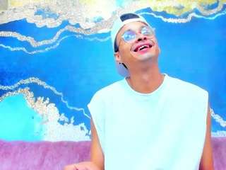 wicked-stud webcam model stream image