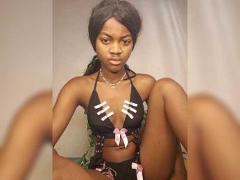 BlackGirl95 webcam model stream image