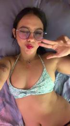 Hot_crisps1 webcam cam4 model stream image
