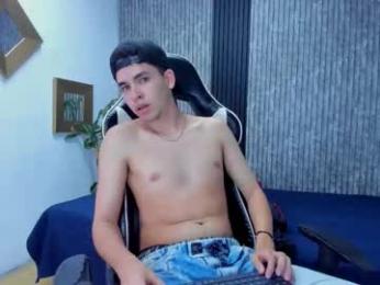 mike_0233 webcam model stream image