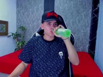 mike_0233 webcam model stream image