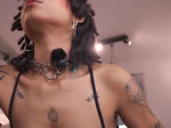 cooper_reds webcam model stream image