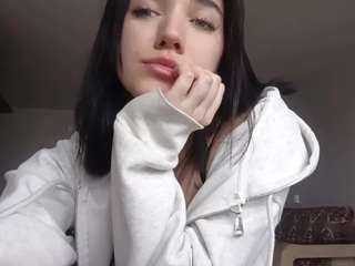 loretalouria webcam model stream image