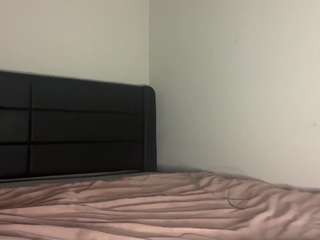 xokenziexo webcam model stream image