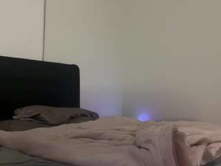 xokenziexo webcam model stream image