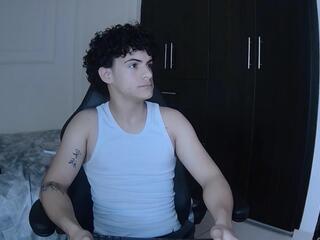 Mikey Banji webcam model stream image