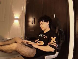 Mikey Banji webcam model stream image