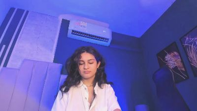 SeleneLouge webcam model stream image