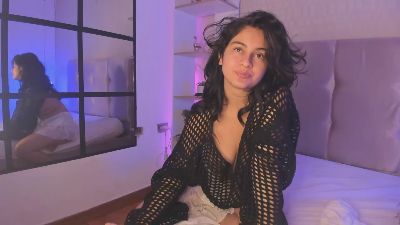 SeleneLouge webcam model stream image