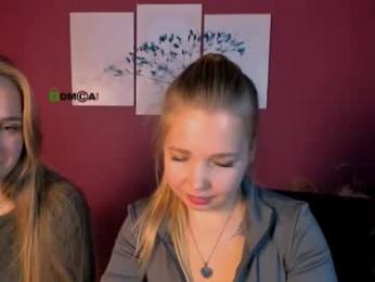 naya_dream webcam model stream image