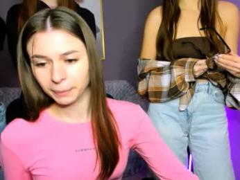 flora_ri webcam chaturbate model stream image