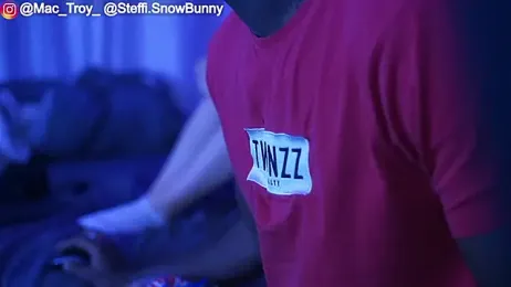 Steffi_Snowbunny webcam model stream image