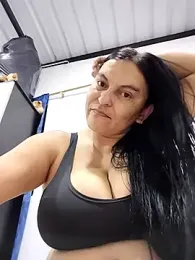 Horny-Mommy-Dirty webcam model stream image