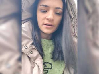 Lina-Luna webcam model stream image